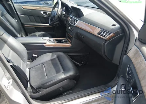 2011 Mercedes-Benz E 350 z USA, uszkodzony, nr VIN WDDHF5GBXBA498958